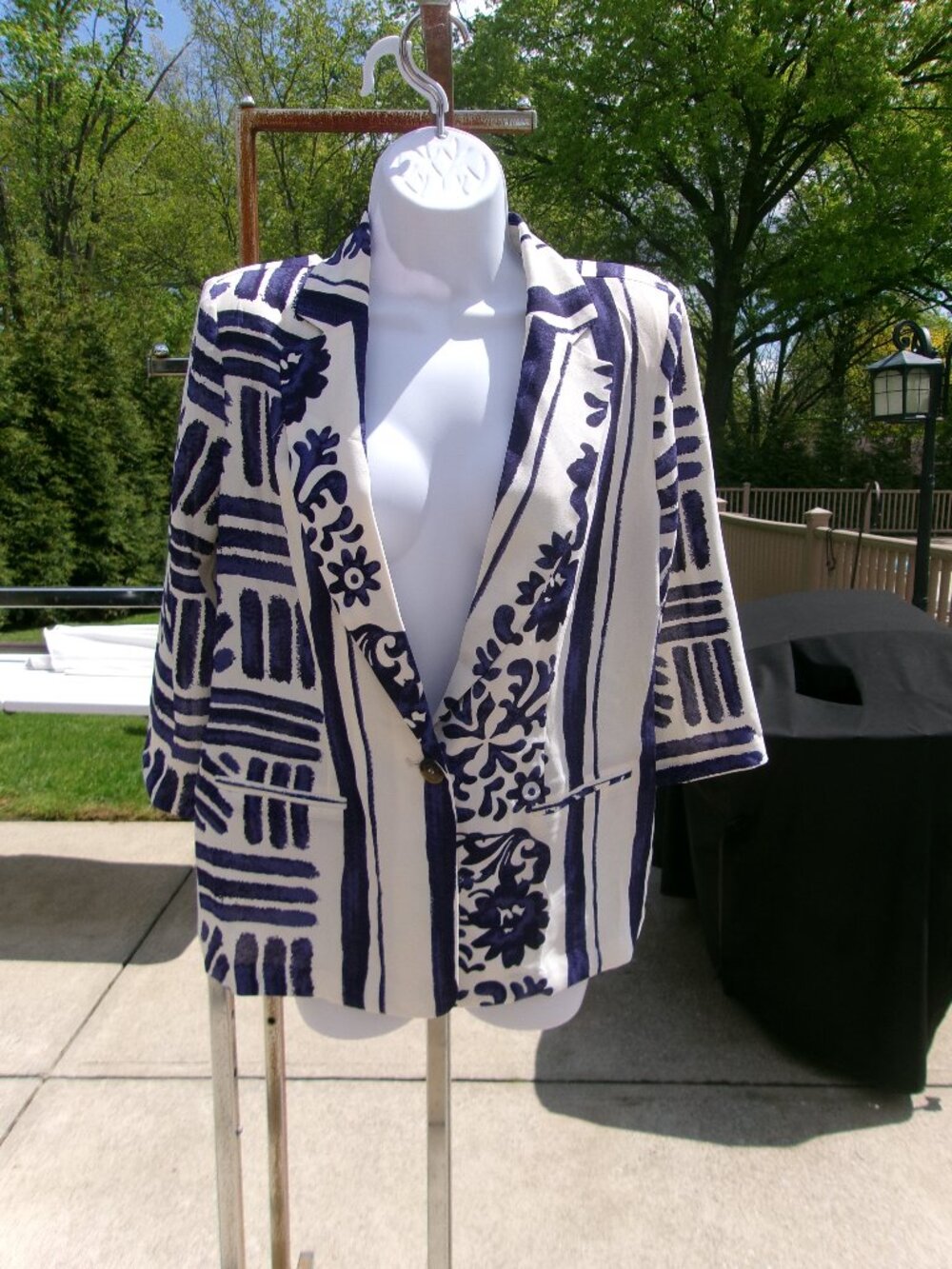 NWT NYCC BLUE&WHITE PRINT JACKET M